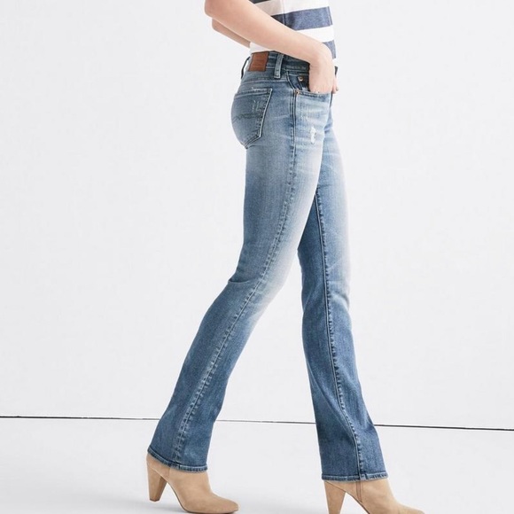 Lucky Brand Denim - Lucky Sweet N’ Straight Jeans.